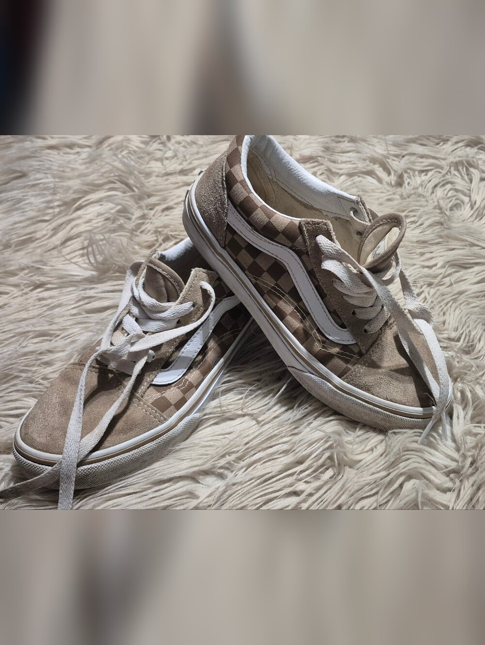 Vans Kids Low-Top Canvas Sneaker in Taupe and Cream